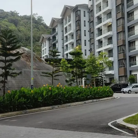 Ereens Homestay 3 Bedroom Apartment Brinchang Exterior photo