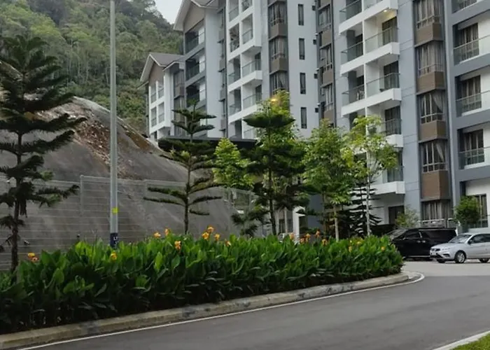 Ereens Homestay 3 Bedroom Apartment